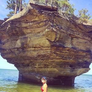 Meet your Posher, Ally